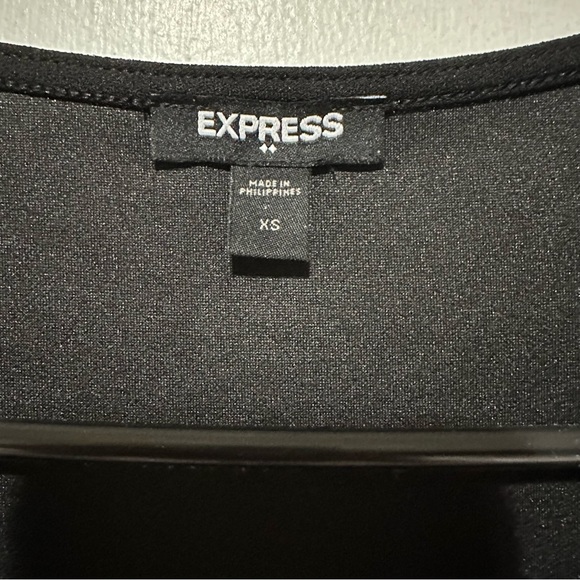 EXPRESS BLACK BODYSUIT WITH LACE SLEEVES! BRABD NEW! #101 - Picture 5 of 5